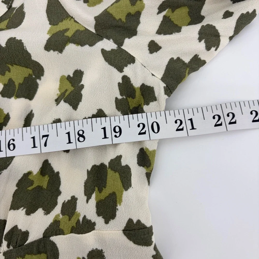 LOFT Women Large White Olive Green Leopard Print Rayon Button Front Blouse L‎